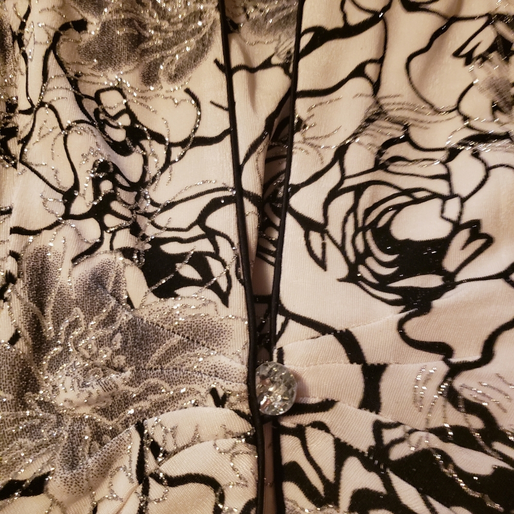 Dress - Picture 4 of 6